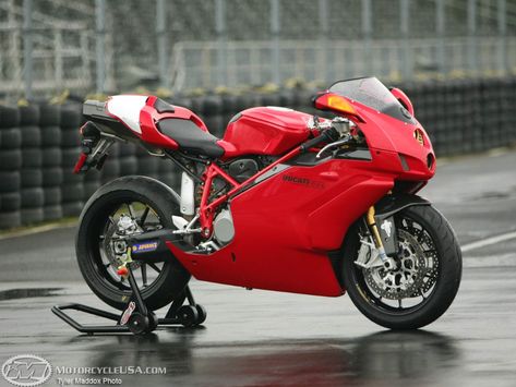 Ducati 999s, Ducati 999r, Ducati 1098s, Bikes And Cars, Ducati Monster 600, Ducati Pantah, Ducati 999, Ducati Motorbike, Ducati Supersport