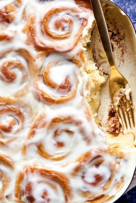 No yeast cinnamon rolls- Enjoy 20 minute cinnamon rolls using 2 ingredient dough! Super fluffy and full of cinnamon flavor, they are dairy free and easily vegan and gluten free! 4 Ingredient Cinnamon Rolls, Easy Gluten Free Cinnamon Rolls No Yeast, Yogurt Dough Cinnamon Rolls, Low Carb Cinnamon Rolls Easy, Greek Yogurt Dough Cinnamon Rolls, Healthy Dessert Recipes Greek Yogurt, Cinnamon Rolls With Greek Yogurt, Gluten Free Cinnamon Rolls No Yeast, Yogurt Cinnamon Rolls