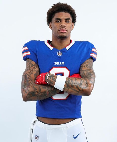 Keon Coleman, Nfl Bills, Black Men Tattoos, Guys Grooming, Ceedee Lamb, Nfl Football 49ers, Fine Guys, Sports Players, Football 49ers