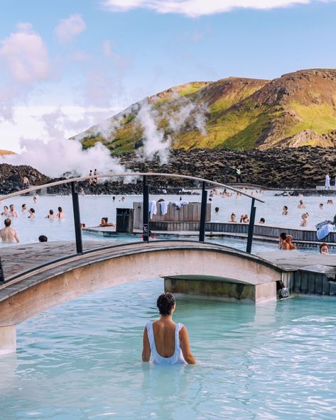 The Complete Guide to Visiting Iceland in August Iceland Cruise Outfits, Iceland In August, Summer In Iceland, Iceland In April, Iceland Summer, Thailand Vacation, European Itineraries, Blue Lagoon Iceland, Iceland Itinerary