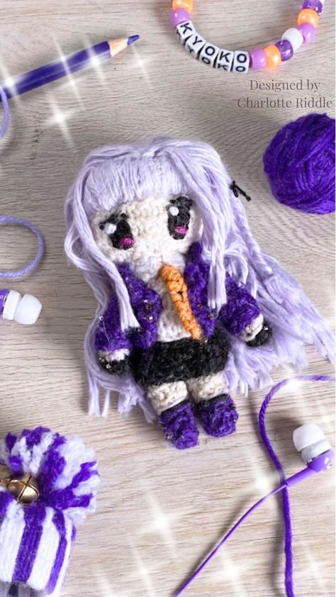 Custom knit doll of Kyoko Kirigiri from Danganronpa. Based on my knitting pattern: https://www.ravelry.com/patterns/library/kwoodles Anime Amigurumi, Kyoko Kirigiri, Knit Doll, Trigger Happy Havoc, Trigger Happy, Pattern Library, Knitted Dolls, Amigurumi Doll, Danganronpa