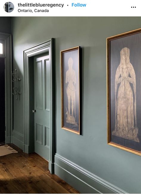 Dark Green Hallway, Living Room Design Green, Green Hallway Ideas, Hallway Paint, Green Hallway, Color Plan, Paint Color Inspiration, Hallway Designs, Golden Painting