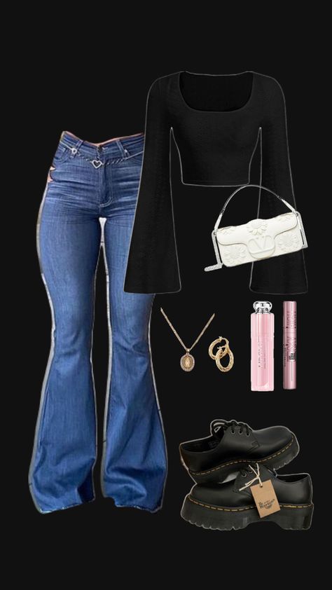 #blackoutfit #outfit #docmartens #flarejeans #cute Jeans Outfit, Flared Jeans, Flare Jeans