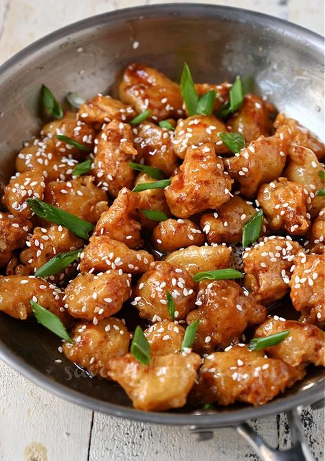 This Crispy Honey Chicken is better than P.F.Chang’s! Crispiest outer coating covered with sweet honey sauce, it’s ready under 40 minutes , and better than restaurant. Enjoy with rice or noodles of your choice.#savorybitesrecipes #honeychicken #crispyhoneychicken Honey Seared Chicken, Honey Sauce Recipe, Chinese Honey Chicken, 30 Min Dinner, Spicy Chicken Noodles, Pei Wei, Crispy Honey Chicken, Chicken Stir Fry With Noodles, P F Chang