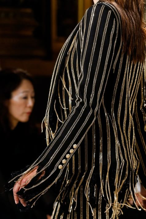 Balmain Fashion, Interesting Outfits, Dressing Style, Detail Photos, Cruise Outfits, Spring Trends, Vogue Paris, Couture Collection, Fashion Details