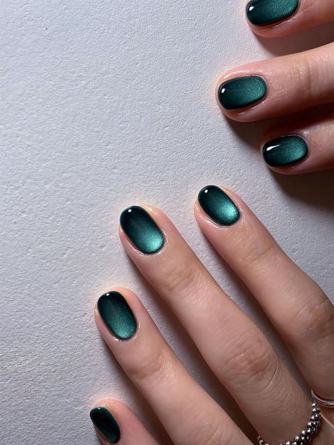 Short Nail Cat Eye, Short Cats Eye Nails, Cat Eye Nails Square, Simple Cat Eye Nails, Short Nails Cat Eye, Omakase Nails, Cat Eye Nails Blue, Short Cat Eye Nails, Nails Hombre