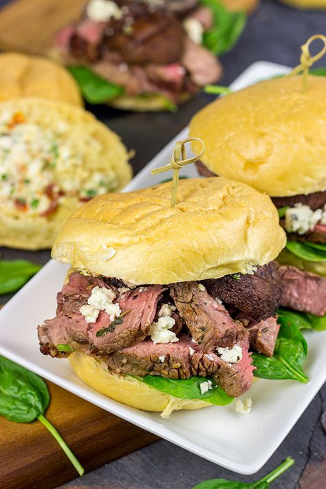 Steak Sliders with Blue Cheese Butter and Grilled Mushrooms Steak Sliders, Blue Cheese Butter, Steak Marinade Easy, Steak With Blue Cheese, Wraps Recipes, Sandwiches Wraps, Steak Tips, Grilling Menu, Easy Steak