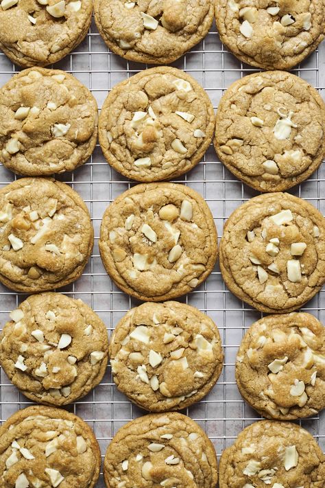 White Macadamia Nut Cookies, Fairy Treats, White Chocolate Chip Macadamia Nut Cookies, Macadamia Nut Cookies Recipe, White Chocolate Macadamia Cookies, Chocolate Macadamia Nut Cookies, White Chocolate Macadamia Nut Cookies, White Chocolate Macadamia Nut, Macadamia Cookies