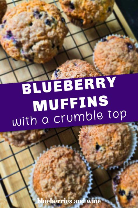 Whip up the best blueberry muffins with this easy recipe. Soft, fluffy, and bursting with fresh blueberries, topped with a cinnamon crumble for extra crunch. Perfect for breakfast, brunch, or a quick snack. Fancy Blueberry Muffins, Easy Blueberry Muffins Recipe, Blueberry Muffins With Crumble Topping, Quick Blueberry Muffins, Blueberry Muffins Easy, Recipe For Blueberry Muffins, Jumbo Blueberry Muffins, Blueberry Crumb Muffins, Blueberry Muffin Topping