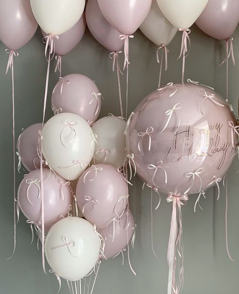 Pink And White Balloons, Girly Birthday Party, Vintage Birthday Cakes, Sweet Sixteen Birthday Party Ideas, Girly Birthday, 13 Birthday, Cute Birthday Pictures, Cute Birthday Ideas, Pink Birthday Party