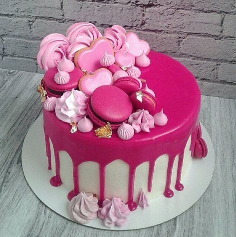 Macaroon Cake, New Birthday Cake, 21st Cake, Birthday Cakes For Women, Cakes For Women, Cake Decorating Designs, Pretty Birthday Cakes, Cute Birthday Cakes, Cool Birthday Cakes