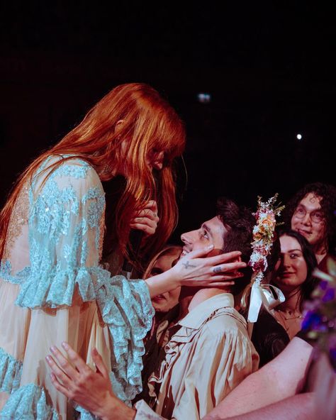 Florence King, Florence Welsh, Manic Pixie Dream Girl, Florence Welch, Florence The Machines, Cultura Pop, Nottingham, You Are Beautiful, A Group