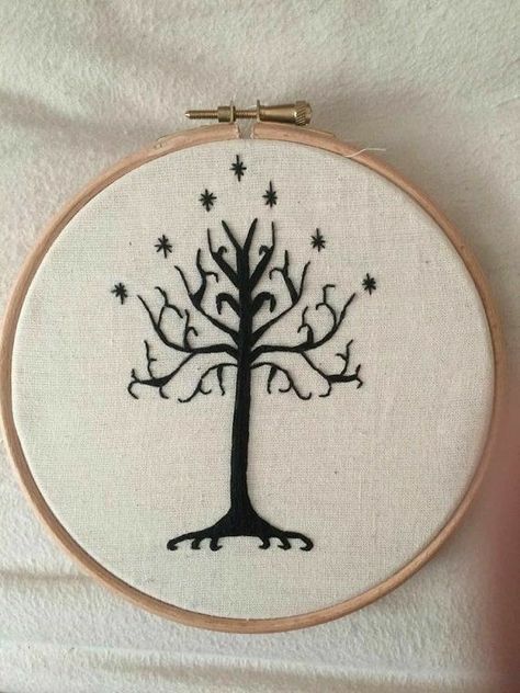 Tree Of Gondor, Book Binding, Embroidery And Stitching, The Rings, Lord Of The Rings, Embroidery Projects, Leather Fabric, The Tree, Embroidery Art