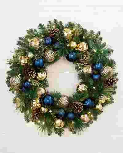 Blue And Gold Christmas, Blue Christmas Tree Decorations, Gold Christmas Wreath, Outdoor Christmas Wreaths, Christmas Foliage, Gold Christmas Tree Decorations, Christmas Wreaths & Garlands, Christmas Garlands, Artificial Christmas Wreaths