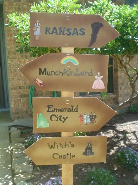 more wizard of oz signs Wizard Of Oz Party Ideas, Silhouette Disney, Camping Party Decorations, Wizard Of Oz Play, Wizard Of Oz Decor, Lila Party, Homecoming Themes, Camping Theme Party, The Wonderful Wizard Of Oz