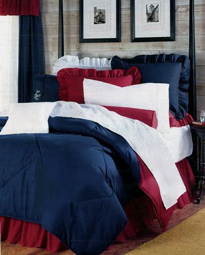 Guest bedroom idea for the summer.  I'm trying to use what we have: a deep red bedspread and navy blue sheets and a few white pillows. Patriotic Bedroom, Red Comforter Sets, Red Bedspread, Red Bedding Sets, Red Comforter, Blue Bedspread, Queen Size Bed Sets, Red Bedroom, American Holidays