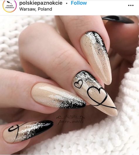 Ivory Nails, Beige Nails Design, Heart Nail Designs, February Nails, Nail It, Nail Designs Valentines, Beige Nails, Heart Nails, Floral Nails