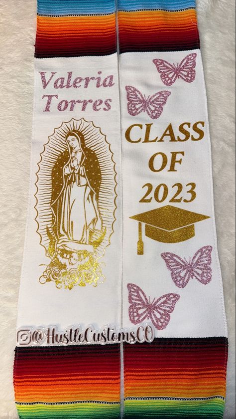 Grad Sash Ideas, Graduation Sash Ideas College, Graduation Sash Ideas High Schools, Grad Sash, Christmas Pictures To Draw, Graduations Ideas, Sash Ideas, Graduation Leis Diy Ribbons, Graduation Goals