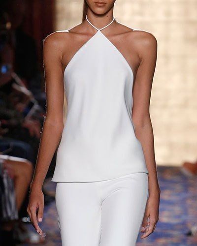 Halter Top Outfit Classy, Silk Top Outfit, Halter Tops Outfit, Halter Blouse, White Halter Top, Outfit Classy, Sassy Pants, Brandon Maxwell, Catwalk Fashion