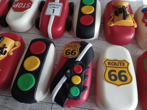 Race Car Cakes, Car Cake, Cars Birthday, Party Planner, Popsicles, Race Cars, Red And White, Pastel, Birthday Party