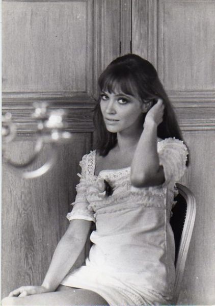 Olivia Palermo | Style Icon: Anna Karina | Olivia Palermo's Style Blog and Website 60s Babydoll, Terrence Loves You, Aw 2023, Jean Shrimpton, French New Wave, Vestidos Retro, Anna Karina, Women Talk, Style Muse