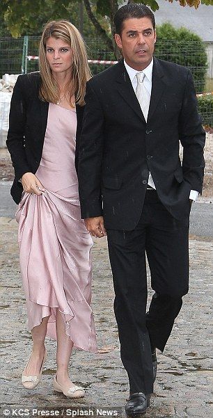 Heiress Athina Onassis is pretty in pink as she makes a rare public appearance at a family wedding in France Athena Onassis, Athina Onassis Roussel, Christina Onassis, Celebrity Wedding Photos, Aristotle Onassis, Classic Hollywood Glamour, Dress Gallery, Famous Couples, Silk Gown