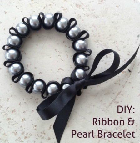 Stunning Ribbon and Pearl Bracelet | don't miss out on this insanely easy and crazy gorgeous ribbon and pearl bracelet! Pearl Bracelet Tutorial, The Whoot, Crafts For Teens To Make, Ribbon Bracelets, Sell Diy, Diy And Crafts Sewing, Crafts To Make And Sell, Bracelet Diy, Diy Ribbon