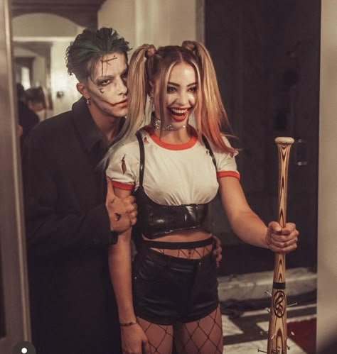 Harley Costume, Joker Halloween Costume, Harley Quinn Halloween Costume, Best Couples Costumes, Joker Halloween, Harley Quinn Halloween, Charly Jordan, Joker Costume, Hot Halloween Outfits