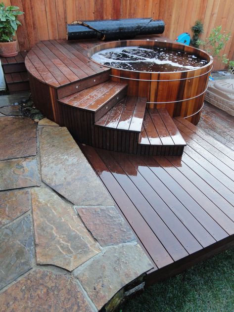 San Francisco Hot Tubs - Contemporary - San Francisco - by Artisans Landscape Inc | Houzz Round Hot Tub Surround Ideas, Raised Hot Tub, Barrel Hot Tub, Wood Hot Tub, Tub Surround Ideas, Round Hot Tub, Street Landscape, Hot Tub Surround, Hot Tub Patio