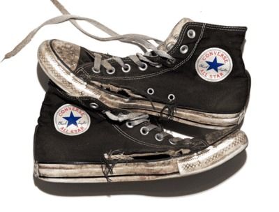 Tennis Vans, Emo Outfits, Shoe Art, Converse Sneakers, Converse All Star, Chuck Taylor Sneakers, Converse Shoes, Converse High Top Sneaker, Converse Chuck Taylor High Top Sneaker