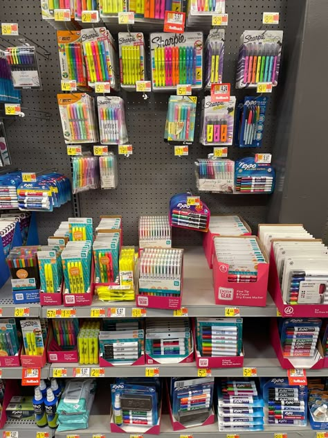 walmart stationery shopping usa highlighters best stationery shops planner supplies america Walmart School Supplies, Walmart Aesthetic, Stationary Shopping, Stationery Shops, Wholesale Stationery, White Sharpie, Notes Creative, Stationery Obsession, Flair Pens