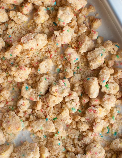 Momofuku Birthday Cake Crumbs - This post is all about those delicious, crunchy crumbs. Perfect as a topping, but also delicious in between cake layers! | thetoughcookie.com Cake Crunch Layer, Crunch Layer For Cake, Cake Crumbs Leftover, Crunchy Cake Filling, Crunchy Cake Filling Ideas, Birthday Cake Crumble, Momofuku Birthday Cake, Momofuku Cake, Crunchy Toppings