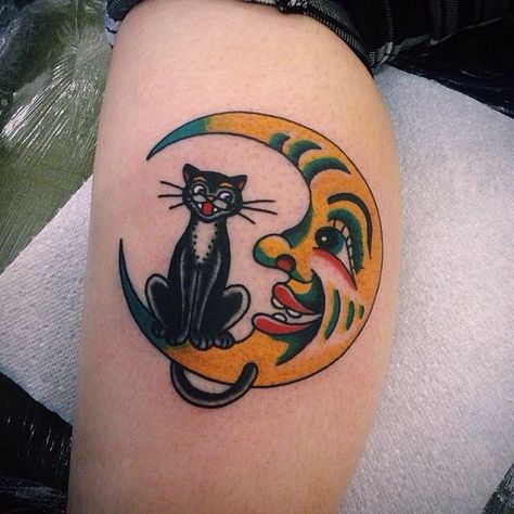 Geometric Cat Tattoo, Cat Eye Tattoos, Cat Outline Tattoo, Cat Portrait Tattoos, Traditional Tattoo Inspiration, Cute Cat Tattoo, Cat And Moon, Vintage Tattoo Design, Black Cat Tattoos