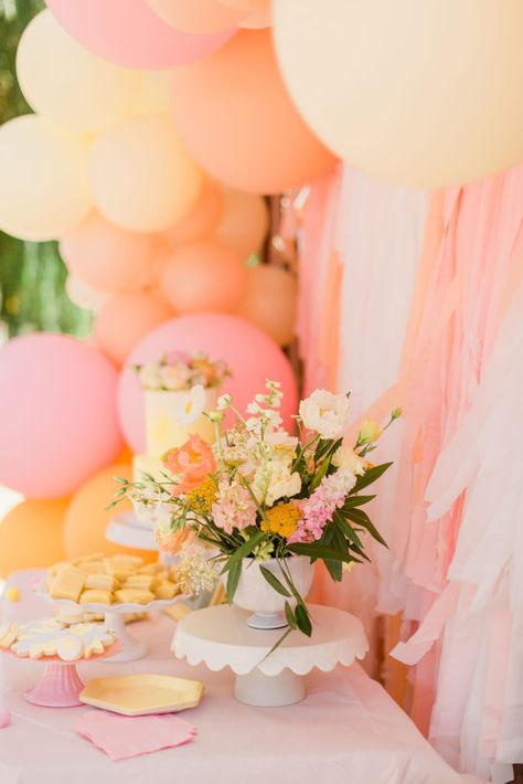 Sunshine Girl Baby Shower Ideas, Pink And Peach Party, Pink Girly Baby Shower Ideas, Bright Baby Shower Ideas, Summer Baby Girl Shower Ideas, Sunshine Baby Shower Theme Girl, Bright Party Theme, Baby Shower Set Up, Peach Baby Shower Ideas