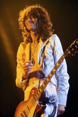 Jimmy Page 77.  #LedZeppelin Robert Plant Led Zeppelin, John Paul Jones, John Bonham, Led Zep, Musica Rock, Rock N’roll, Robert Plant, Jimmy Page, I'm With The Band