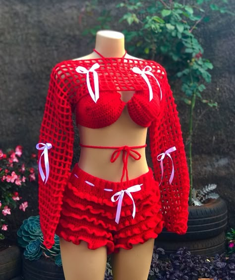 -Red bow set available‼️🎀😍🛍 (Hips 38-44) Crochet Birthday Outfit Ideas, Two Piece Crochet Outfit, Crotchet Fits, Crochet Clothing Projects, Crochet Beach Wear Pattern, Clothes To Crochet, Crocheted Outfits, Crochet Ideas Aesthetic, Learn Crochet Beginner