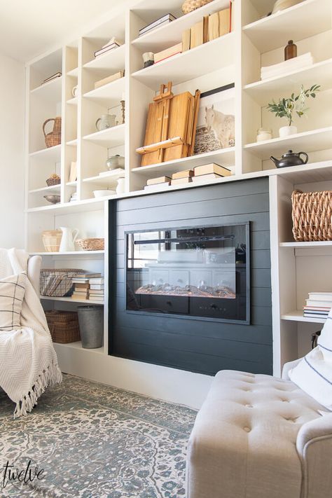 Gorgeous Office, Fireplace Bookcase, Office With Fireplace, Built In Bookshelves, Bookshelf Makeover, Built In Electric Fireplace, Fireplace Bookshelves, Office Bookshelves, White Bookshelves