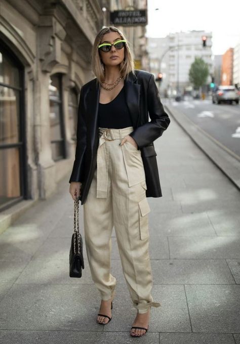 Elegante Linen Cargo Pants, Cream Trousers, Shona Joy, Women's Trousers, Pistachio, Trousers Women, Cargo Pants, Work Outfit, Spring Outfits