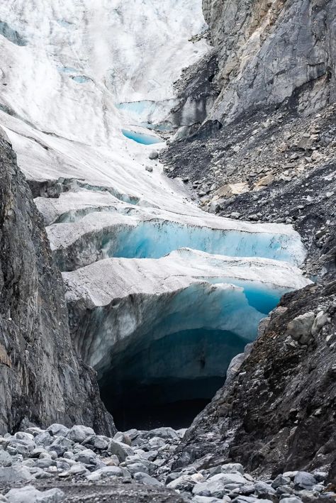 8 EPIC things to do in Kenai Fjords National Park in Alaska Camping In Alaska, Alaskan Honeymoon, Soldotna Alaska, Kenai Alaska, Alaska Images, Alaska Road Trip, North To Alaska, Kenai Fjords National Park, Kenai Peninsula