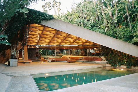 James Goldstein House, Houses Luxury, John Lautner, Mid Century Architecture, Living Modern, The Big Lebowski, Los Angeles Homes, House Gifts, Frank Lloyd Wright