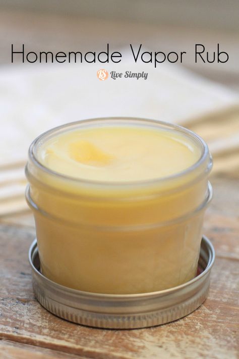 Homemade Vapor Rub, Skin Bumps, Vapor Rub, Sinus Congestion, Homemade Recipe, Homemade Remedies, Diy Health, Diet Keto, Beauty Recipe