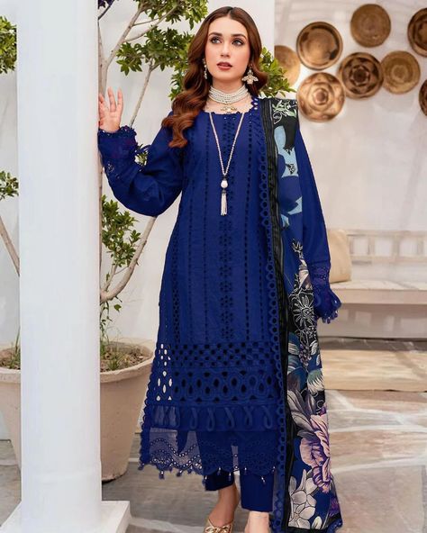 *Maria b Available on Lawn with Diamond Dopatta* *3 Pcs Suit* *Brand code 5050* *Front چکن کاری Emb* *Sleeves چکن کاری* *Back چکن کاری Emb* *Digital Printed Diamond Dopatta* *Super fine Quality* *Price 3600/= only* 3 Pcs Suit, Maria B Lawn, Maria B, Shalwar Kameez, Lingerie Sleepwear, Embroidered Shirt, Dresses With Leggings, Traditional Outfits, Bra Tops