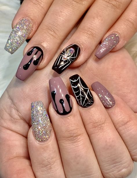 Purple Moon Nails Acrylic, Halloween Chunky Glitter Nails, Jeweled Spider Nails, Halloween Spider Nail Designs, Elegant Halloween Nails Black, Diamond Spider Nails, Spider Web Halloween Nails, Classy Halloween Nails Acrylic, Spider Wed Nail Design