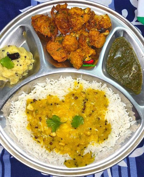 Bihari Thali, Bihari Food, Tasty Recipes Videos, Food Carving, Tasty Recipes, Food Snapchat, Food Videos, Snapchat, Yummy Food