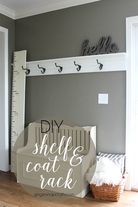 Mud Space Ideas, Shelf Coat Rack, Chalk Paint Kitchen Cabinets, Classic Room, Diy Coat Rack, Diy Shelf, Entryway Coat Rack, Diy Coat, Coat Rack Shelf