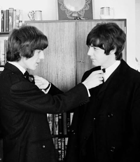 George Harrison, Paul Mccartney, The Beatles