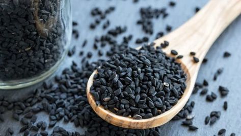 How to Use Black Cumin Seed, Plus a Recipe! - Happy Wellness Life - LuckyVitamin Blog Urban Farming Architecture, Farming Architecture, Kalonji Seeds, Jeera Water Recipe, Kalonji Oil, Kala Namak, Black Cumin Seed, Health Herbs, Black Cumin