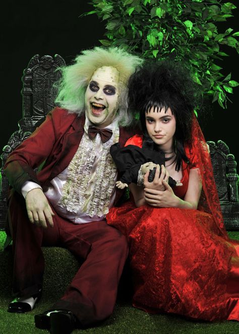 Adult Mens Beetlejuice Wedding Suit Style Costume Beetlejuice Couple Costume, Beetlejuice Halloween Costume, Beetlejuice Wedding, Beatle Juice, Beetlejuice Costume, Best Couples Costumes, Beetlejuice Halloween, Cute Couple Halloween Costumes, Halloween Costume Outfits