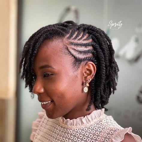 Natural Hair Twists For Black Women, Mohawk Two Strand Twist Natural Hair, Two Stranded Twist Natural Hair, Two Strand Twist Designs, Nature Hair Twist Styles, Flat Twist Designs Natural Hair, Natural Hair Twists For Short Hair, Cornrows And Twists Natural Hair, Double Strand Twist Women