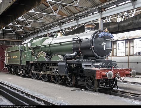 RailPictures.Net Photo: 4079 Great Western Railway Steam 4-6-0 at Didcot, United Kingdom by John Bowler Ajaccio Corsica, Steam Trains Photography, Steam Trains Uk, Old Steam Train, Train Adventure, Great Western Railway, Steam Engine Trains, Traction Engine, Steam Railway